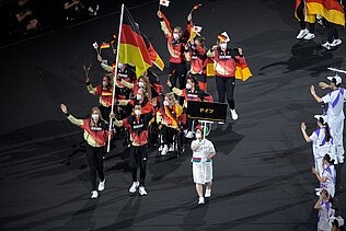 Deutsche Mannschaft beim Stadioneinzug