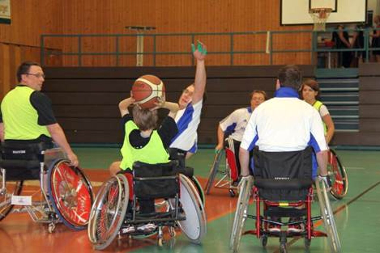 Freude pur und Spaß am Spiel: Szenen aus dem letztjährigen Jedermann-Turnier in der Wolfsberg-Sporthalle Trier