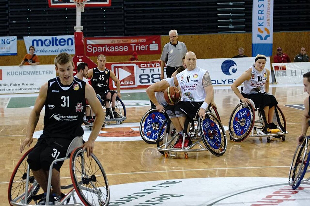 Dirk Passiwan