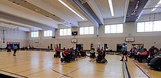 Das Team der Star Drivers vor dem gegnerischen Tor