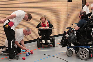 9893 Nachzumessen waren am Ende mehrere Spielrunden im Finale zwischen Christine Fink und Rafael Young